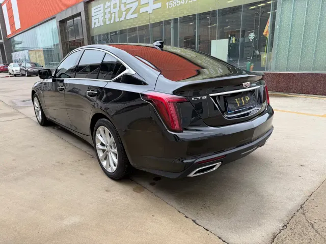 Cadillac CT5 — Фото автомобиля 5