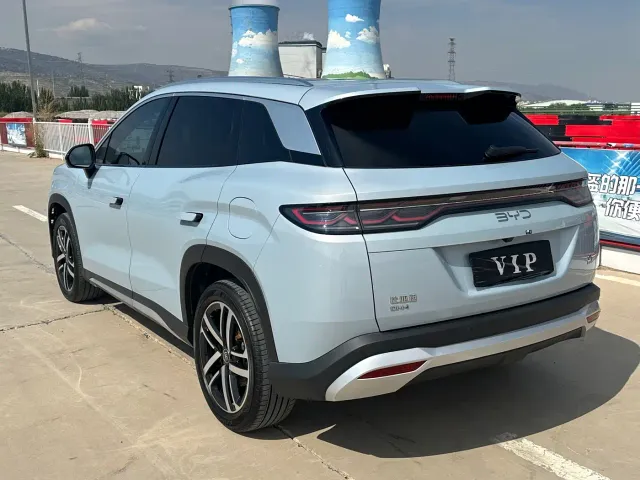 BYD Song L DM-i — Фото автомобиля 8