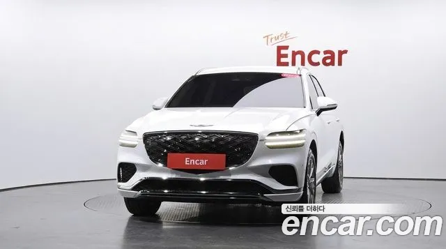 Genesis GV70 — Фото автомобиля 3