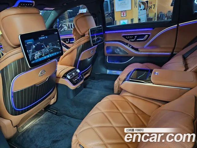 Mercedes-Benz S-Class — Фото автомобиля 10