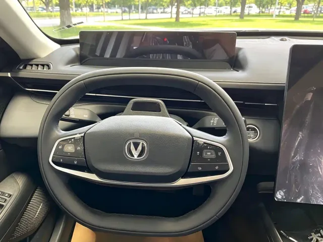 Changan Lamore — Фото автомобиля 8