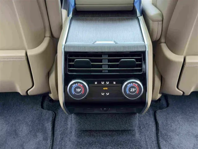 Land Rover Range Rover — Фото автомобиля 13