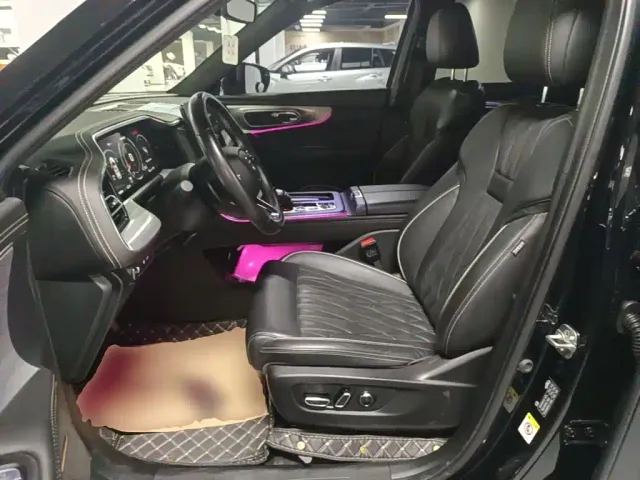 GAC Trumpchi GS8 — Фото автомобиля 14