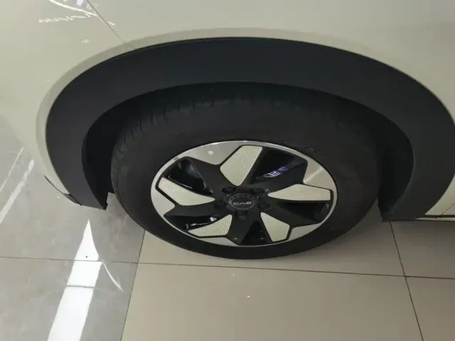 BYD Dolphin — Фото автомобиля 22