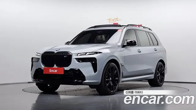 Фотография автомобиля — BMW X7 G07
