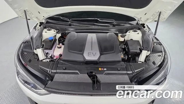 Kia EV6 — Фото автомобиля 6