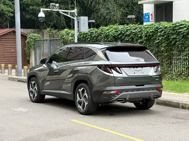 Hyundai Tucson — Фото автомобиля 10