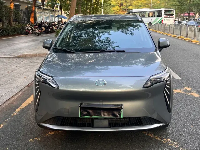 GAC Aion Y — Фото автомобиля 2