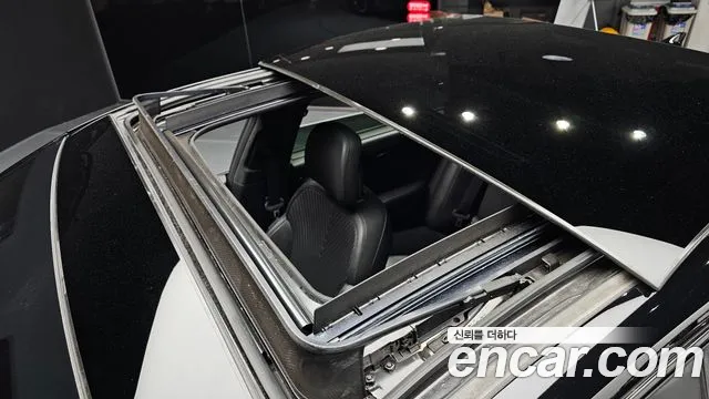 Hyundai Grandeur Grandeur (GN7) 3.5 Бензин 2WD — Фото автомобиля 13