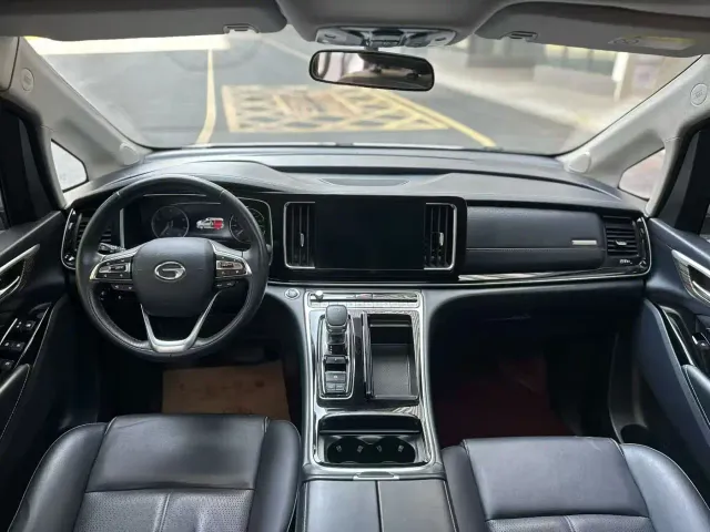 GAC Trumpchi M8 — Фото автомобиля 5