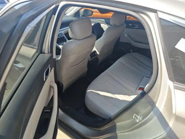 Geely Galaxy Stellar 6 — Фото автомобиля 21