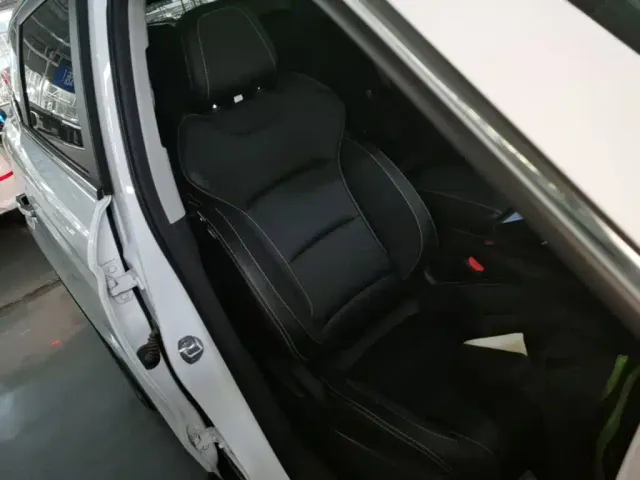 Geely Boyue — Фото автомобиля 24