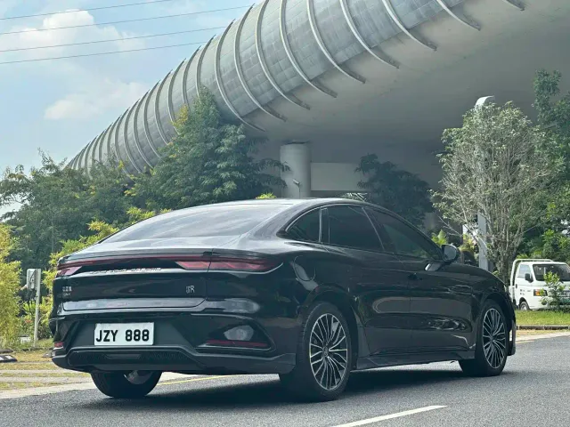 BYD Han — Фото автомобиля 6