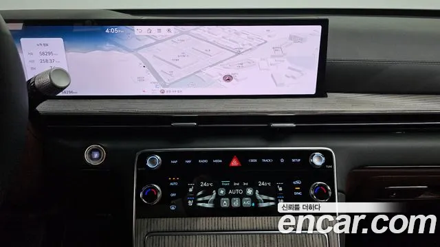Genesis GV80 — Фото автомобиля 19