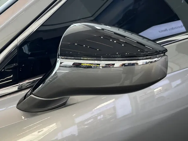 Lexus ES — Фото автомобиля 24