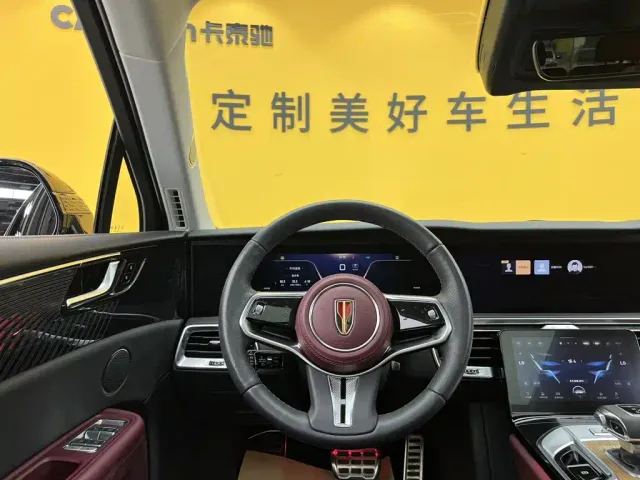 Hongqi E-HS9 — Фото автомобиля 27