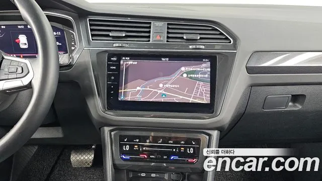 Volkswagen Tiguan Tiguan 2 поколение 2.0 TDI Prestige — Фото автомобиля 11