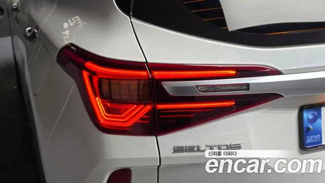 Kia Seltos — Фото автомобиля 8