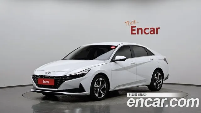 Фотография автомобиля — Hyundai Avante CN7