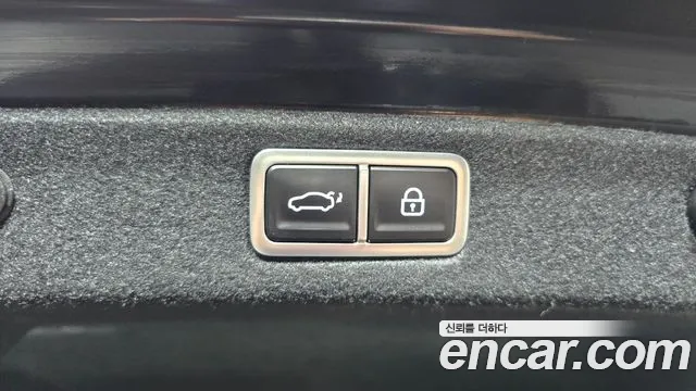 Hyundai Grandeur GN7 — Фото автомобиля 16