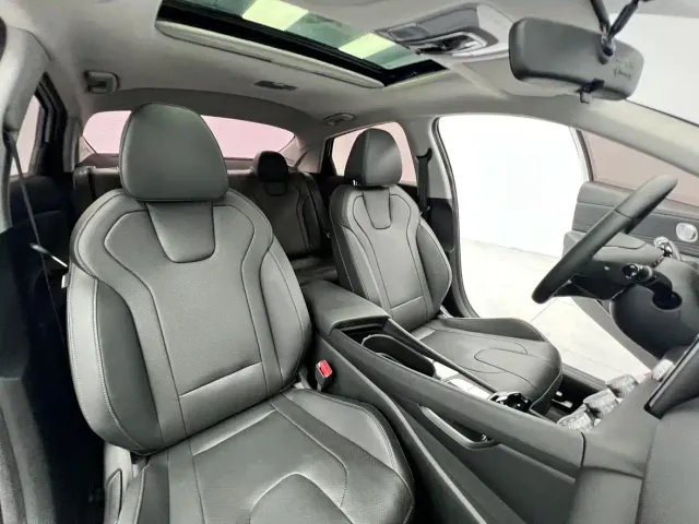 Hyundai Elantra — Фото автомобиля 19