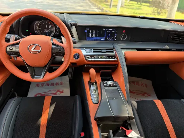 Lexus LC — Фото автомобиля 8