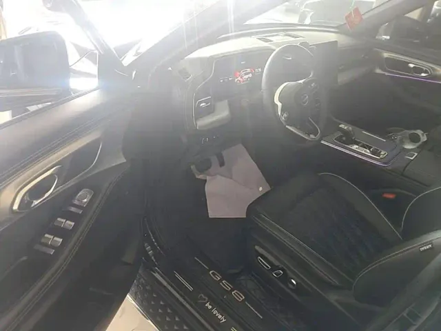 GAC Trumpchi GS8 — Фото автомобиля 15