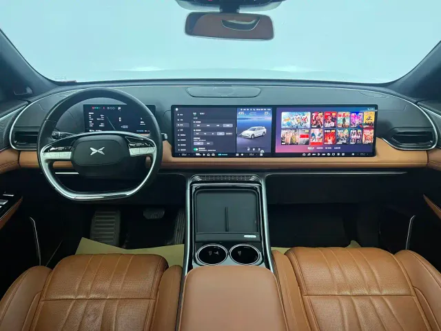Xpeng G9 — Фото автомобиля 7