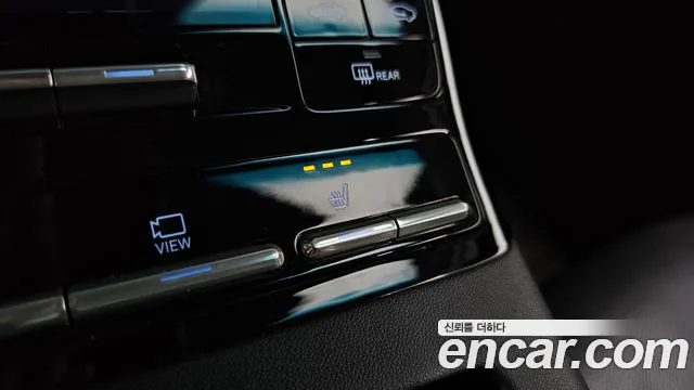 Hyundai Grandeur New — Фото автомобиля 17