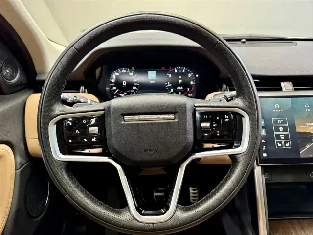 Land Rover Discovery Sport — Фото автомобиля 23