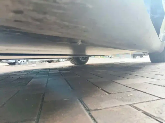 Tesla Model Y — Фото автомобиля 8