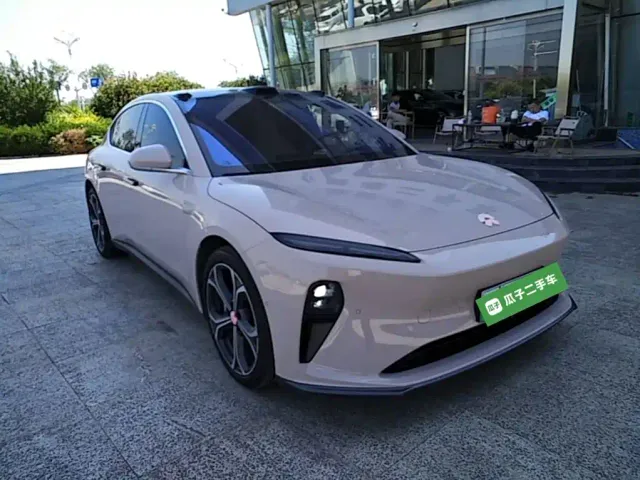 Nio ET5 — Фото автомобиля 3