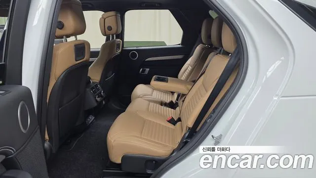 Land Rover Discovery — Фото автомобиля 18