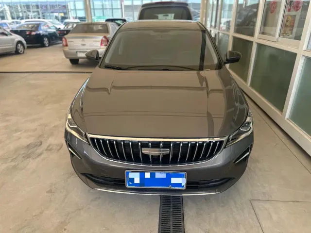 Geely Emgrand — Фото автомобиля 2