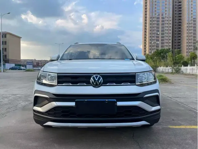 Volkswagen T-Cross — Фото автомобиля 2