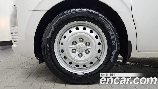 Hyundai Staria Staria Карго 3 места — Фото автомобиля 5