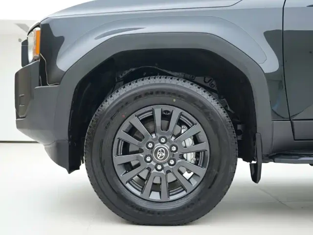 Toyota Prado — Фото автомобиля 15