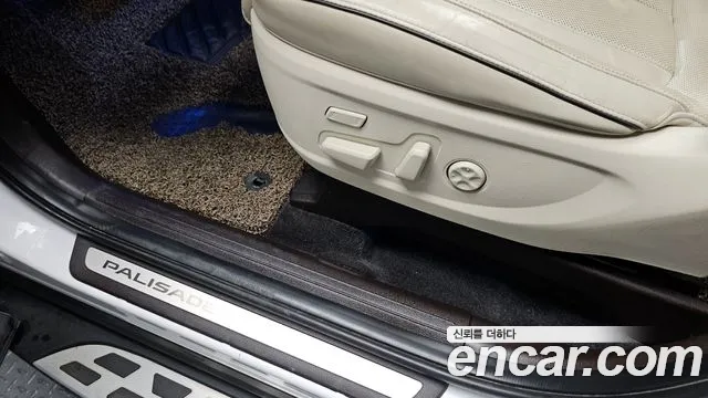 Hyundai Palisade Palisade Дизель 2.2 2WD — Фото автомобиля 28