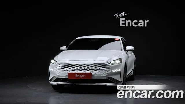 Kia K8 Hybrid — Фото автомобиля 3