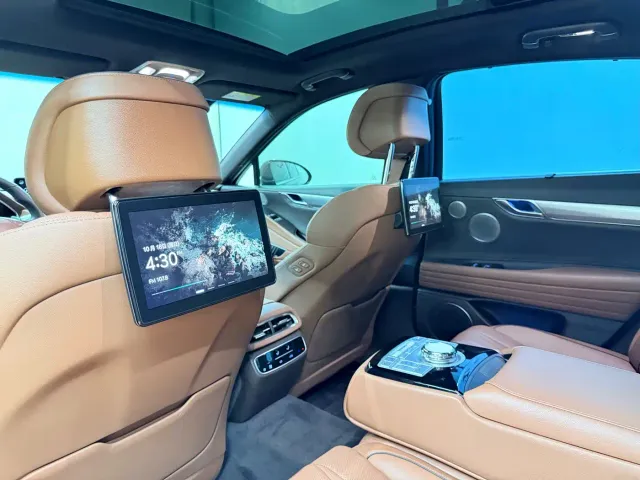 Genesis G80 — Фото автомобиля 14