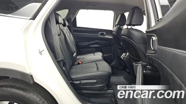 Kia Sorento Новый Sorento 4 поколение Дизель 2.2 4WD — Фото автомобиля 12