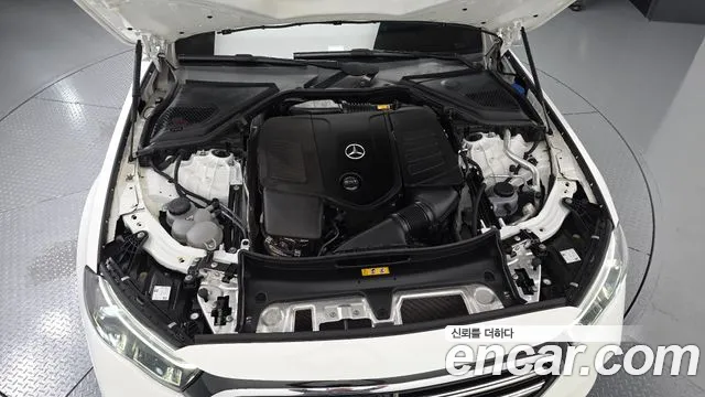 Mercedes-Benz E-Class E-класс W214 E300 4MATIC Exclusive — Фото автомобиля 6
