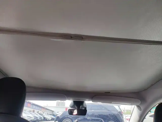 Tesla Model Y — Фото автомобиля 17