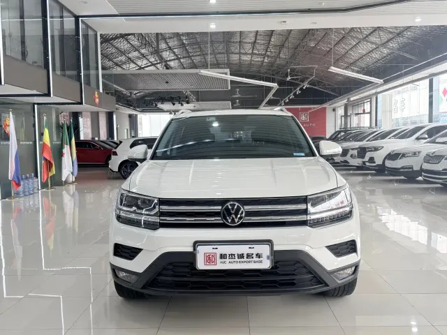 Volkswagen Tharu — Фото автомобиля 2