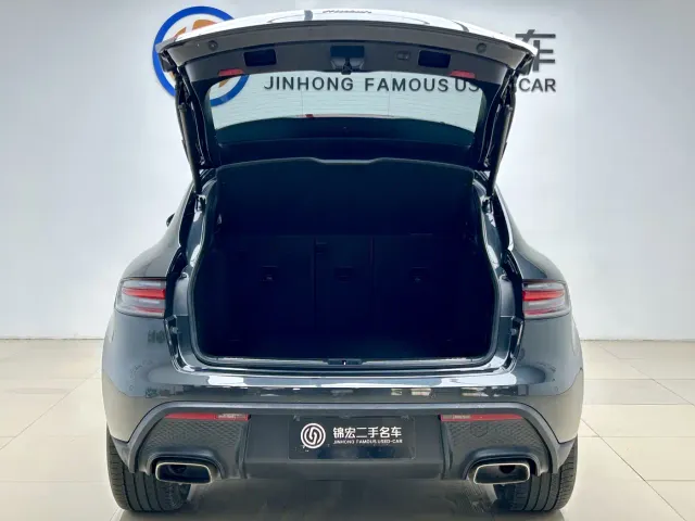 Porsche Macan — Фото автомобиля 23