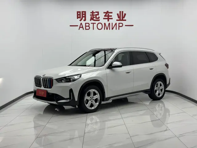 Фотография автомобиля — BMW X1