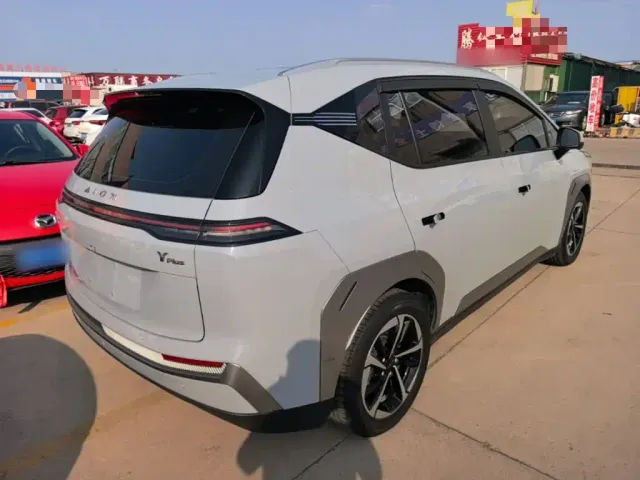 GAC Aion Y — Фото автомобиля 6