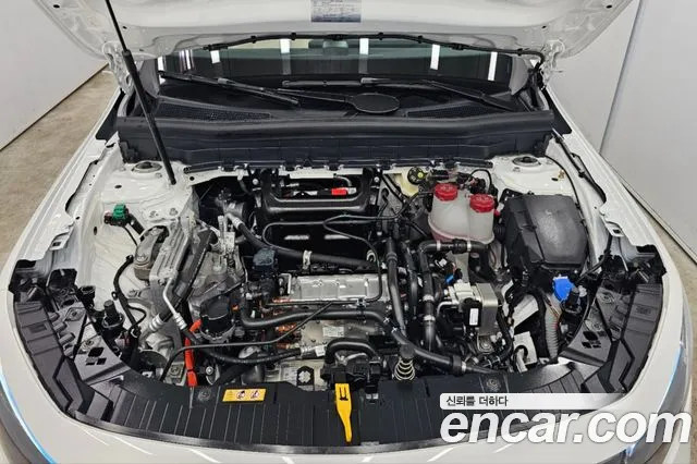 Mercedes-Benz EQB — Фото автомобиля 6