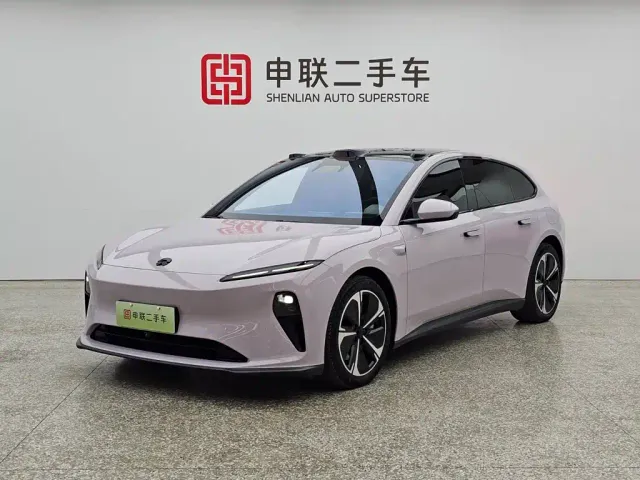 Фотография автомобиля — Nio ET5 Touring
