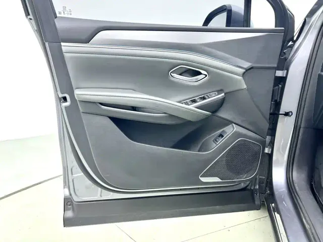 BYD Song L DM-i — Фото автомобиля 9
